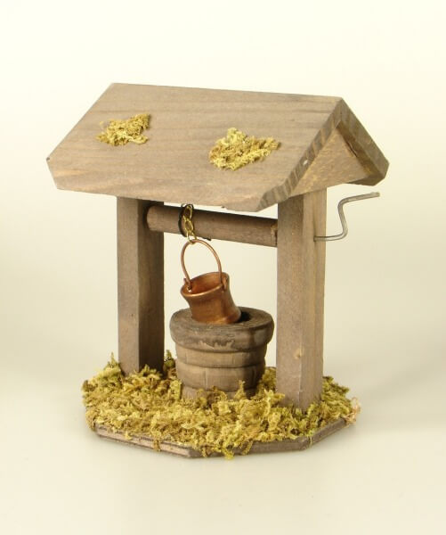 Krippen-Zubehör - Holzbrunnen 12 cm